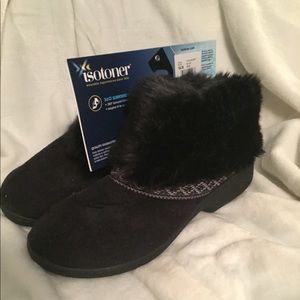 New!! Isotoner Bootie Slippers